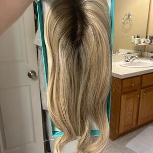 Elegant Blonde Ombre Hair Extension